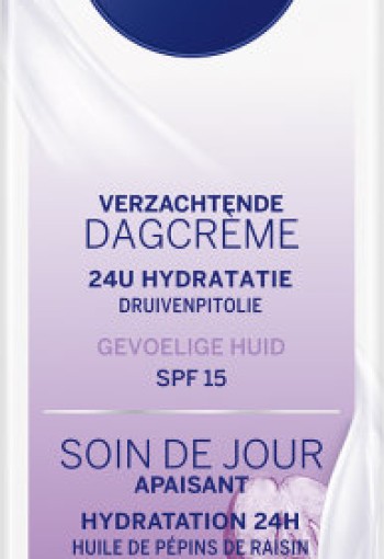 Nivea Essentials dagcreme sensitive SPF15 (50 ml)