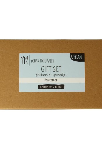 Yours Naturally Giftset 2 geurkaars&1x geurstokjes fris katoen (1 Set)