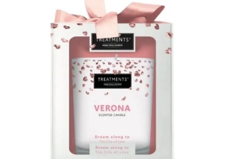 Treatments Giftbox Scented Candle - Verona 380gr